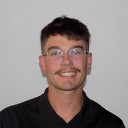 Caleb Dyer headshot